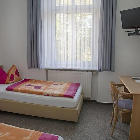 Albena - Garni 2*