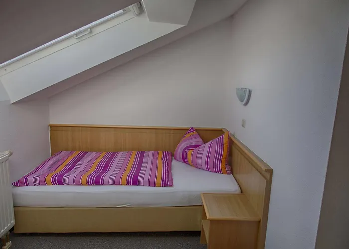 Albena - Garni ホテル 2*